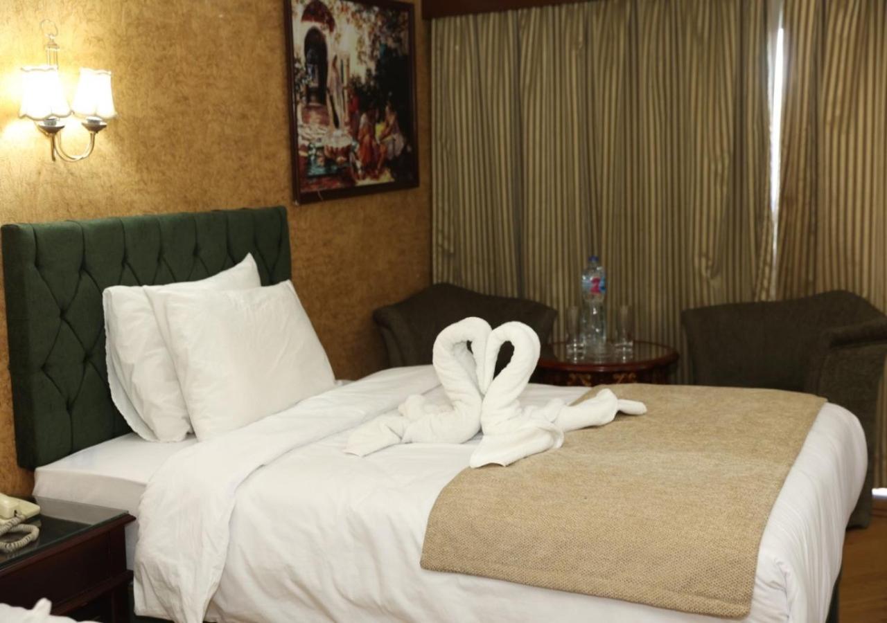 Nile Cruise Al Nabiltan Every Saturday From Luxor 4 Nights & Every Wednesday From Aswan 3 Nights Al Karnak Exteriér fotografie